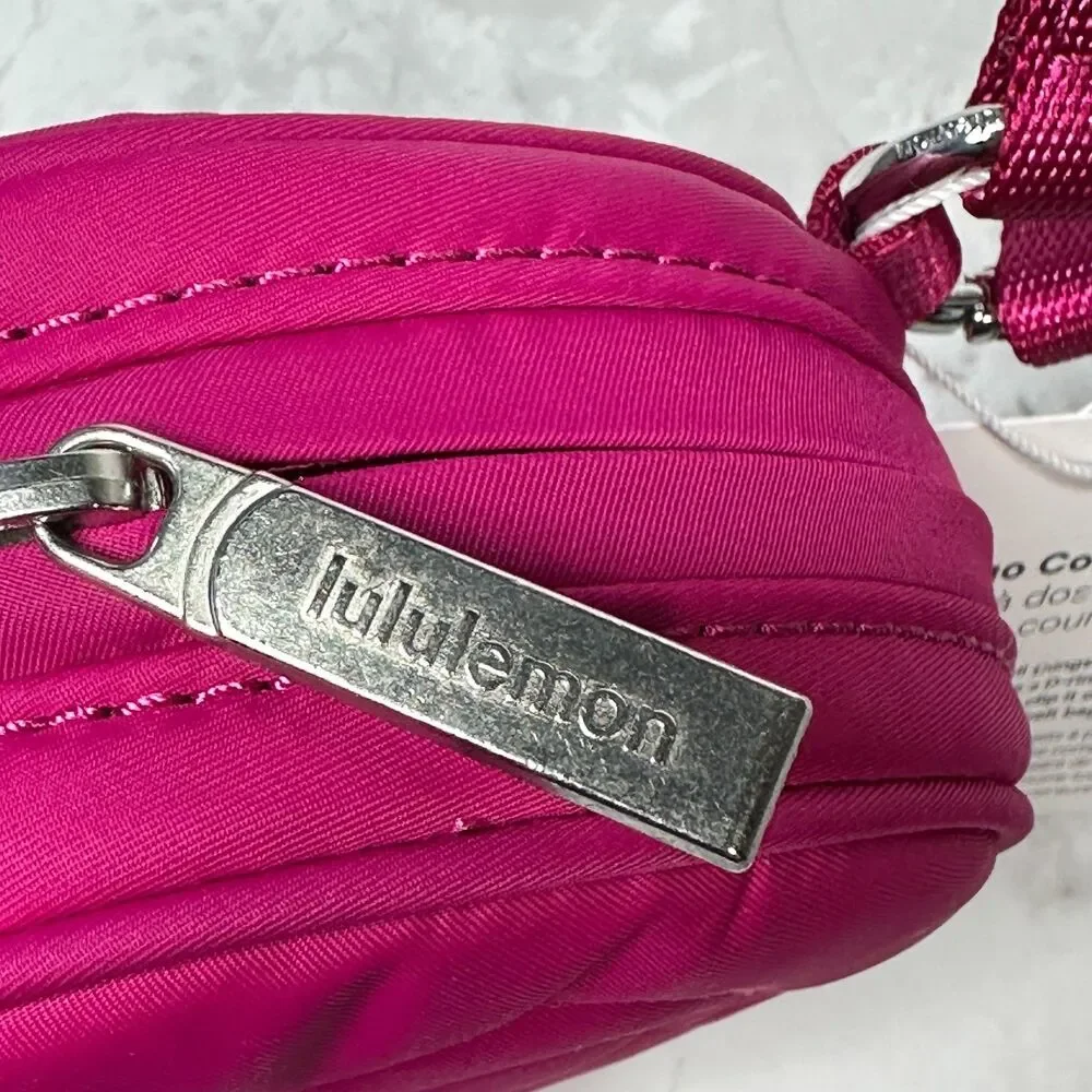 Lululemon Logo Coin Pouch Ripened Raspberry Pink RARE NEW with Tags - Picture 3 of 9